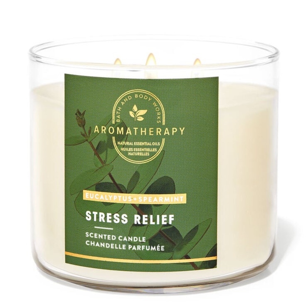 🕯️BATH BODY WORKS 🕯️AROMATHERAPY 🕯️STRESS RELIEF CANDLE